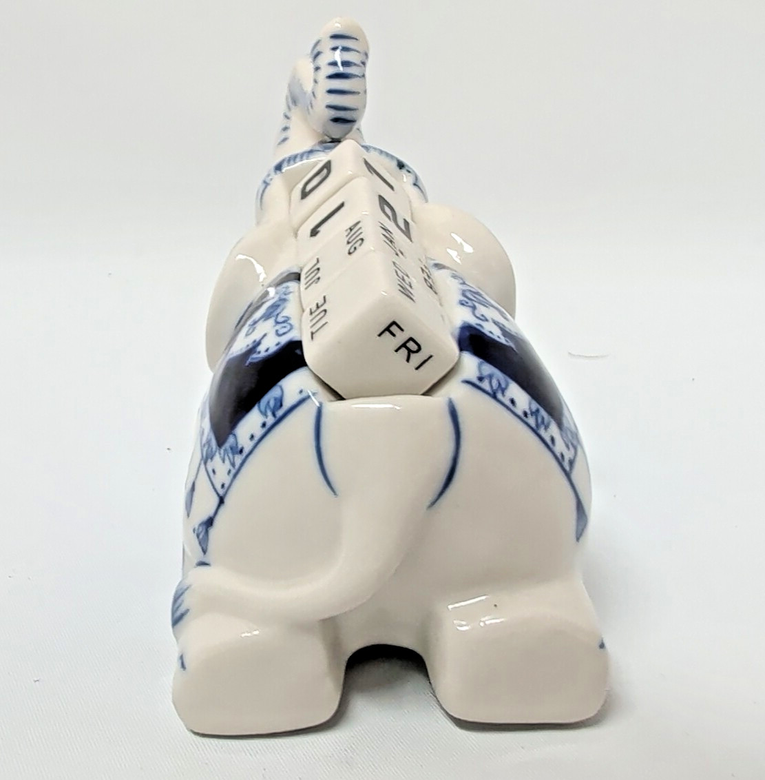 Ceramic ELEPHANT w/ PERPETUAL CALENDAR Blue Thailand - 3.5" Long x 2.5" Tall