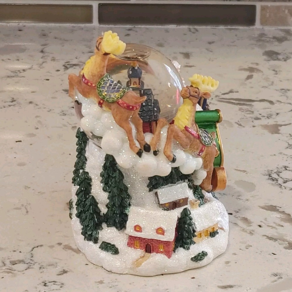 Christopher Radko Snowglobe Santa On Sleigh Mini With Box