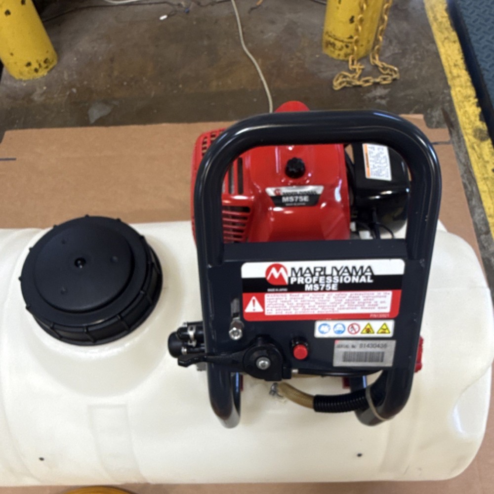 Maruyama MS75E Sprayer with Tank and Hose