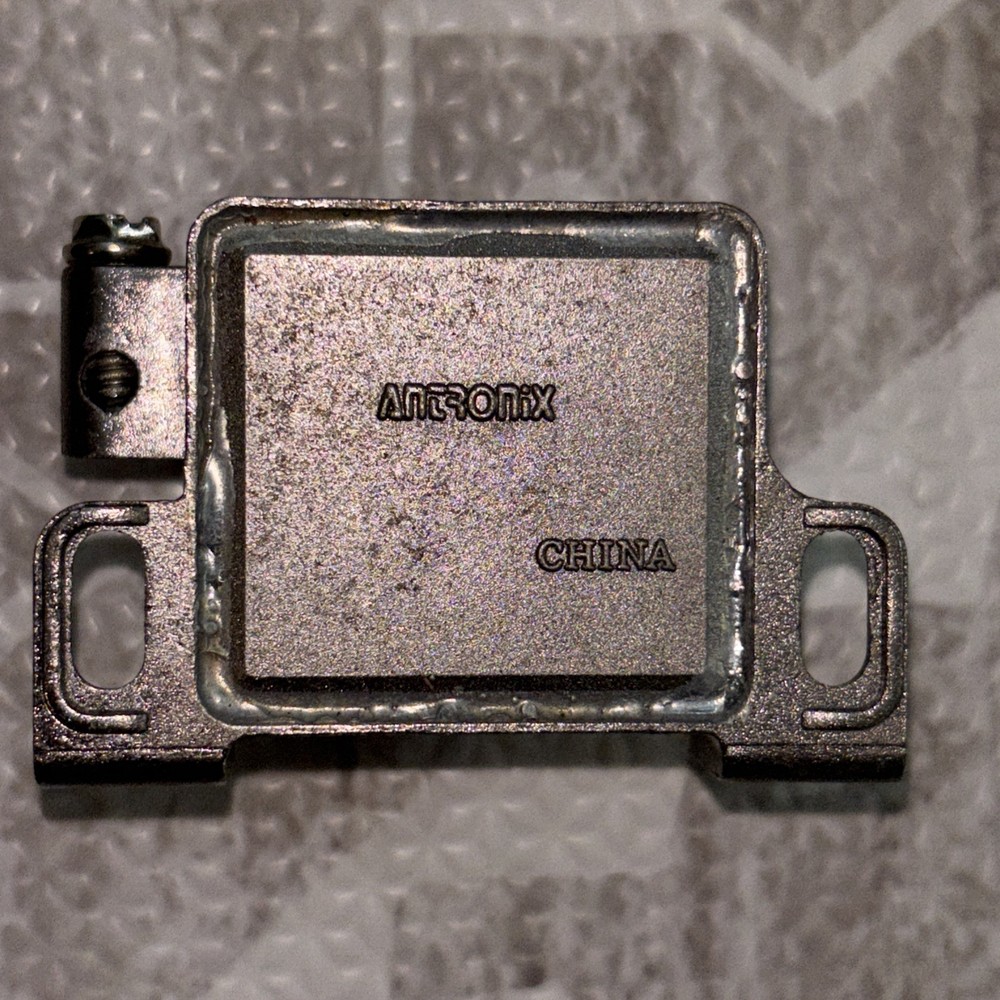 Antronix CMC2002U Universal 2 Way Splitter.