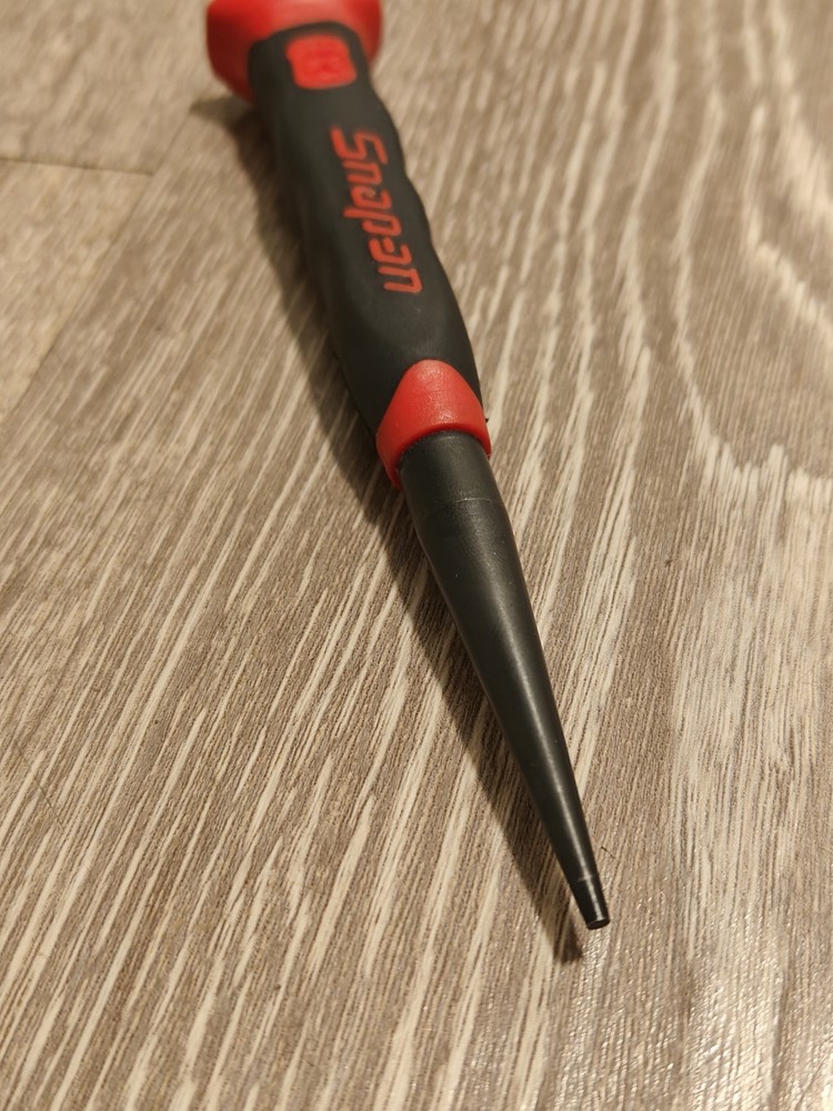 Snap On Tools 3/32 Starter Punch Soft Grip PPSG203 Red