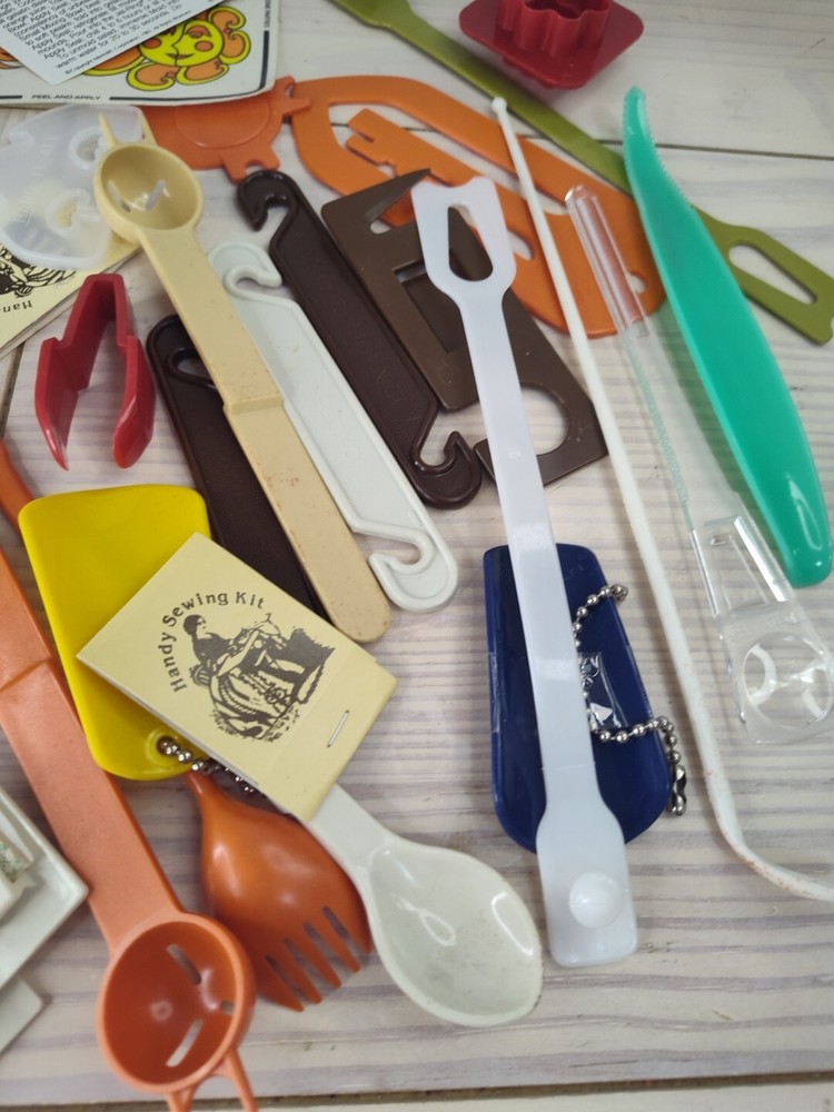 Vtg Tupperware Kitchen Utensils Gadgets Lot