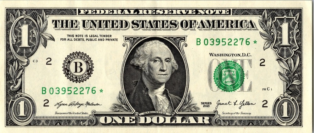 B STAR NOTE 2021 ONE DOLLAR B03952276* REGULAR RUN