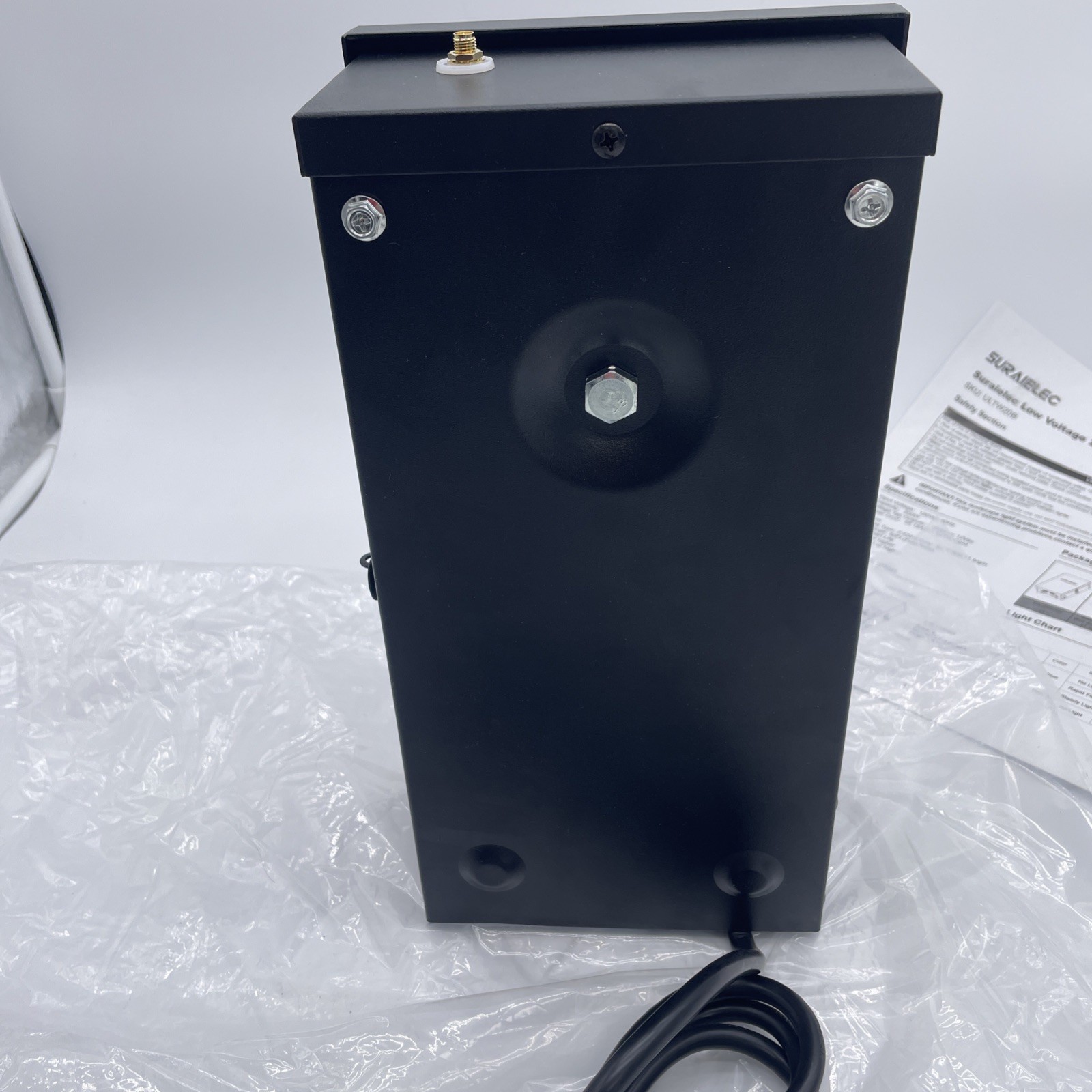 200W Smart Wi-Fi Landscape Low Voltage Transformer 2 Zone 120V AC to 12V 15V AC