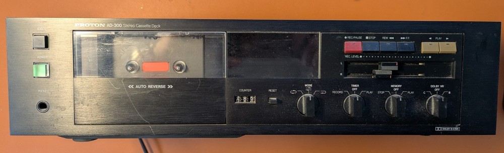Proton AD-300 Stereo Cassette Deck Powers On