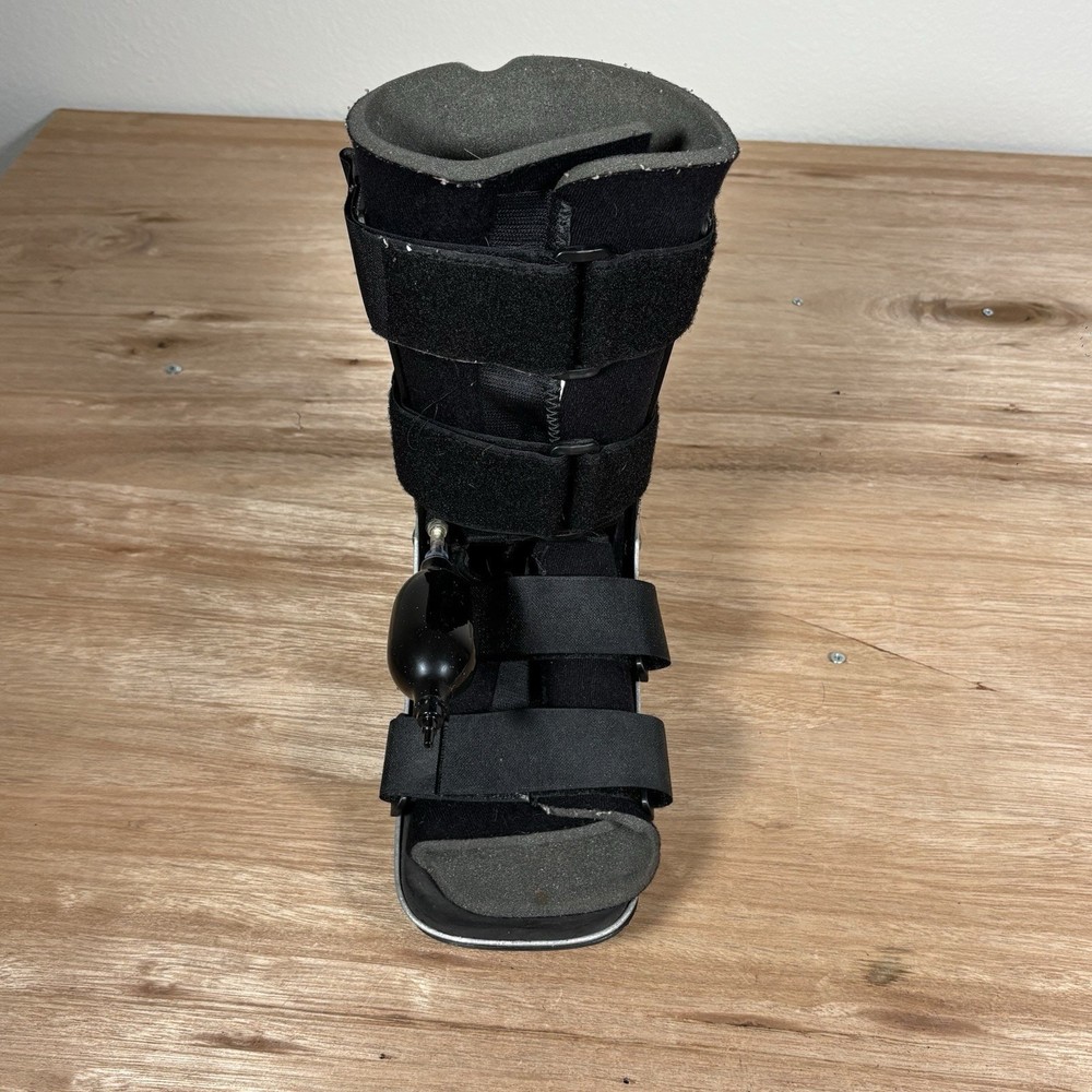 Bledsoe Lower Leg Brace Air Medium Pre-Owned