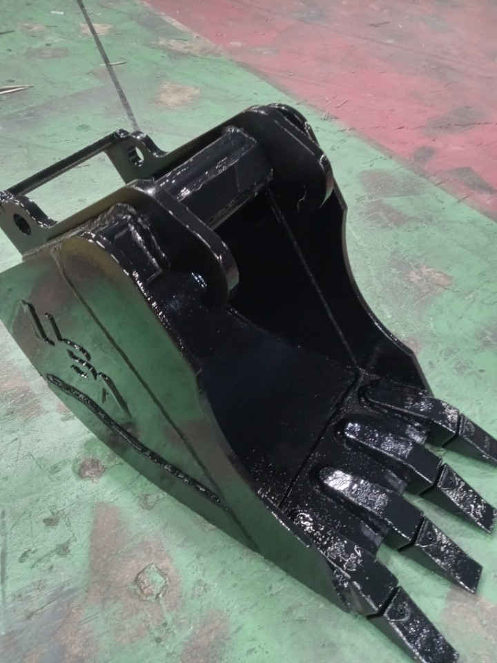 16 Inch Excavator Bucket Fits Bobcat E32 E35 Quick Attach