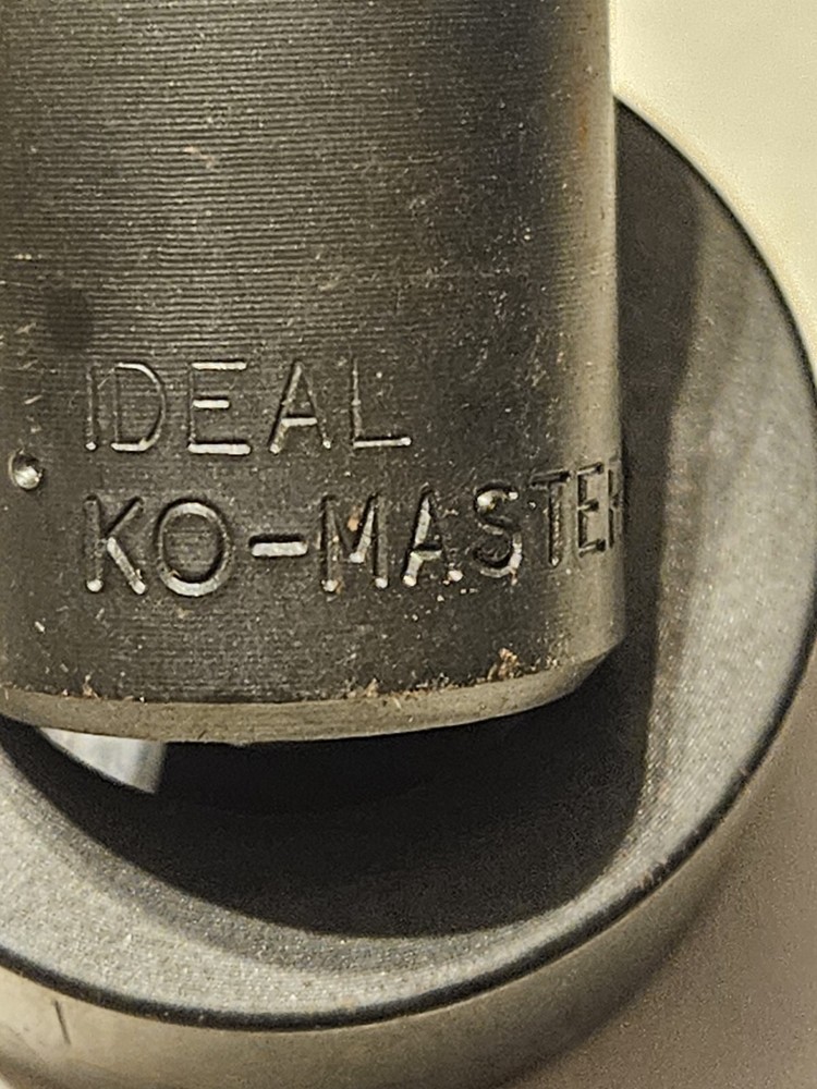 Ideal 1/2" knock out conduit punch