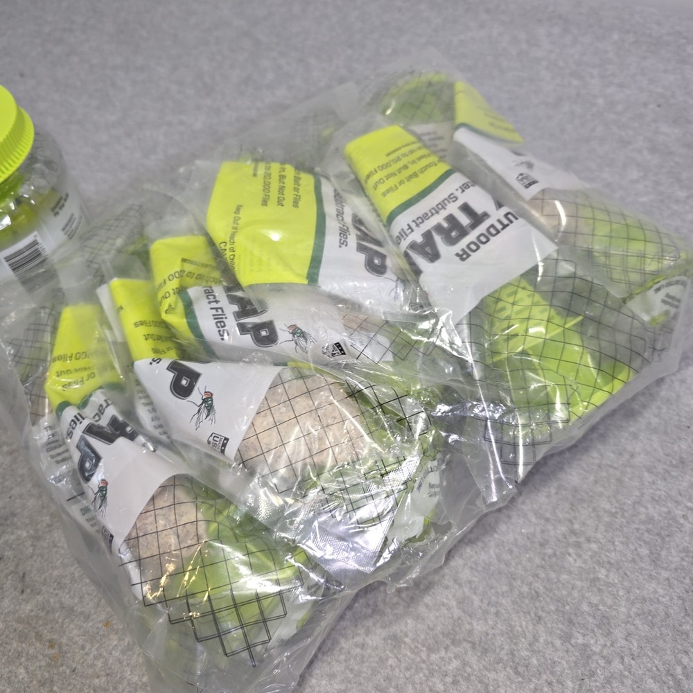 Outdoor Disposable Hanging Fly Trap - 13 Traps