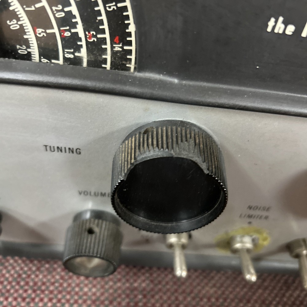 Vintage Hallicrafters S 85 Short Wave Ham Radio Receiver Powers On Buttons Work