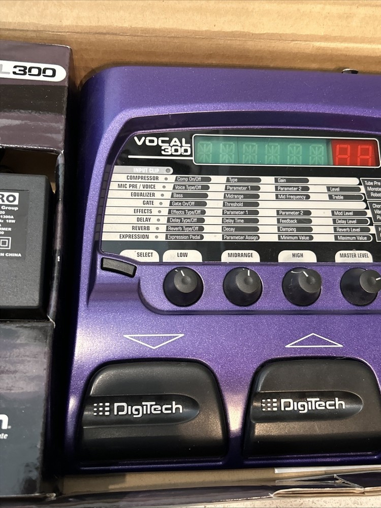 DigiTech Vocal 300 Vocal Multi-Effects Complete Box