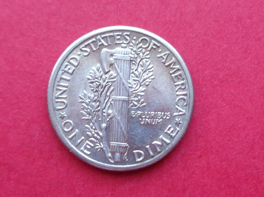 1940  BU  FULL SPLIT BANDS NICE MERCURY DIME