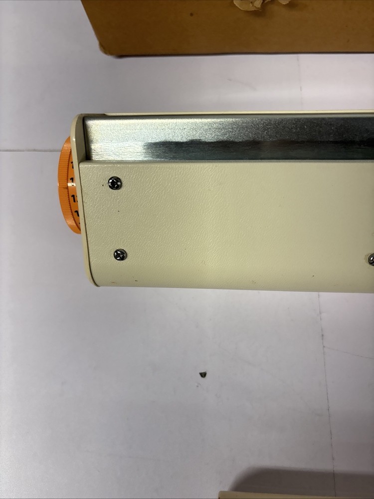 Brother Knitleader KL-116 Charting Device for Machine Knitting