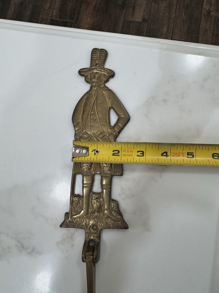 Brass Colonial Man, Cloths Wall Hanger/Hook/Bracket