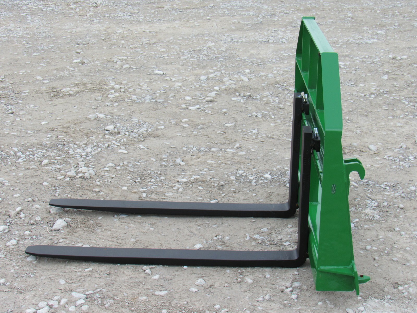 42" Long Compact Tractor Loader Pallet Forks Fits John Deere 200 300 400 Loaders