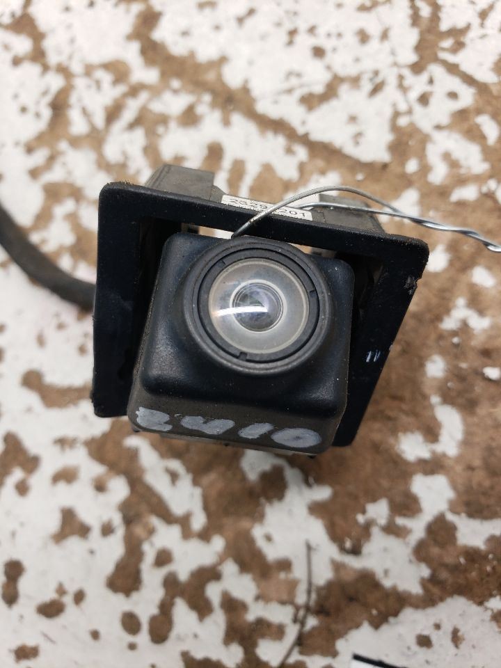 Fits 2016-2017 EQUINOX Camera/ Projector Camera Rear Liftgate OEM