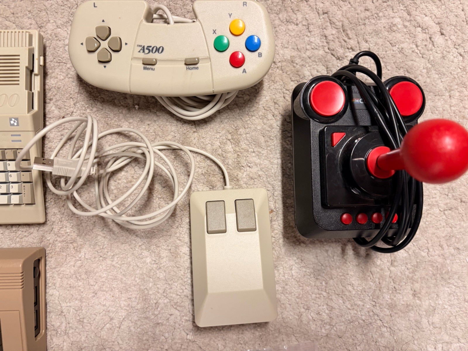 Amiga 500 mini / A500 Mini & C64 Mini