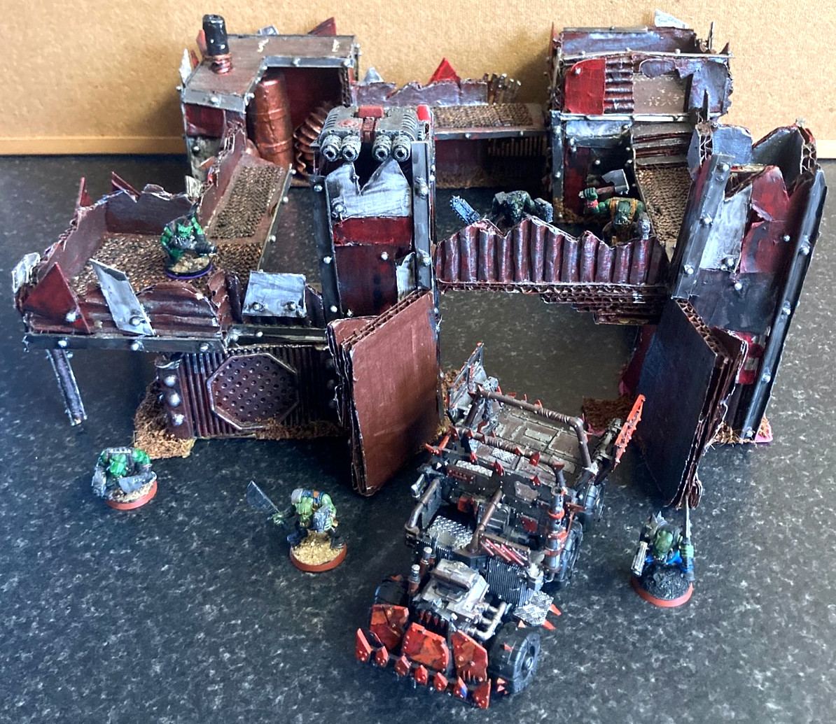 Warhammer 40k ORK FORT STRONGHOLD Building Terrain Scenery Custom Made Excellent