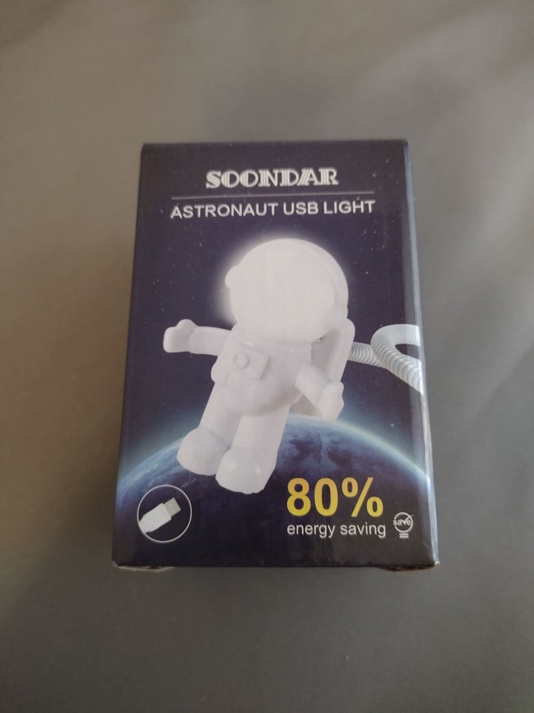 Soondar Astronaut USB Light, open box