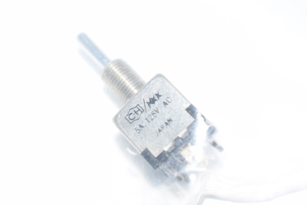 NEW C-H Toggle Switch 5A 125 VAC Japan