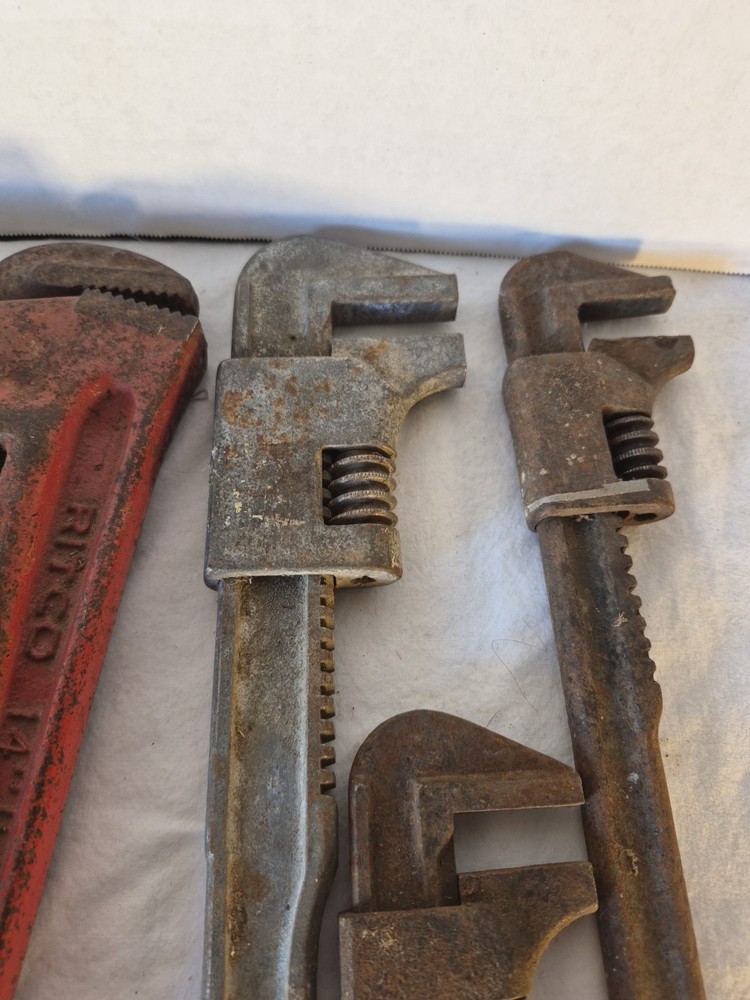 VINTAGE MONKEY SQUARE PIPE AUTO BLACKSMITHING WRENCH LOT RITCO