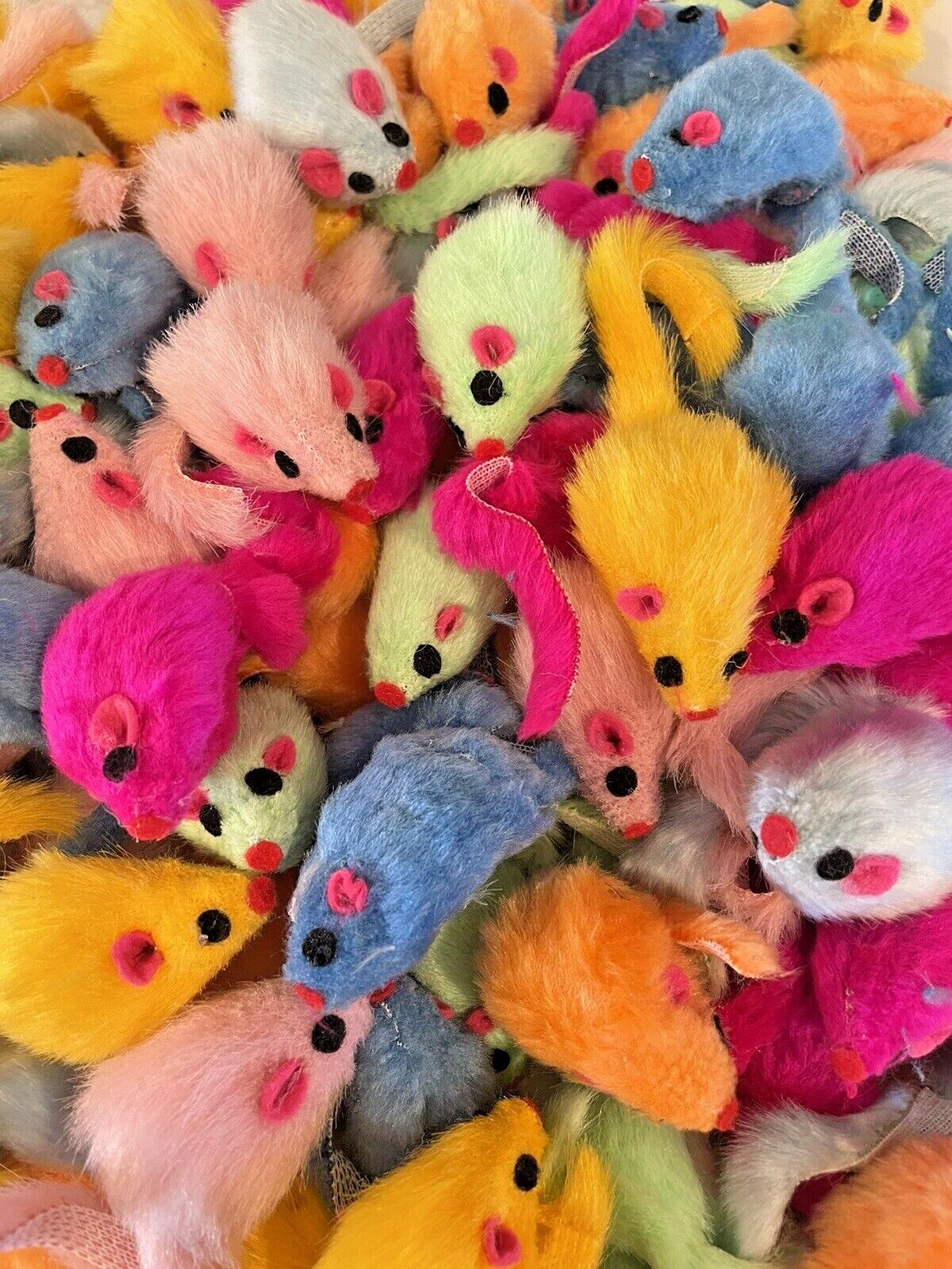 Cat Toy Rattling Fuzzy Mice w Tail 5 10 15 20 25 30 40 50 60 100 ct