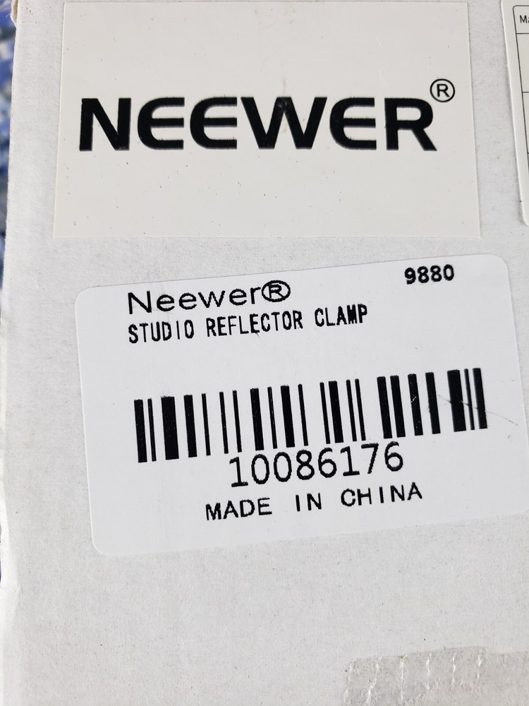 NEEWER Studio Reflector Clamp 9880 for Light Stand Fully Adjustable GREAT VALUE!
