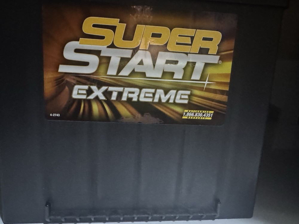 Superstart 35ext Battery. 640 CCAs 6/25 Sticker