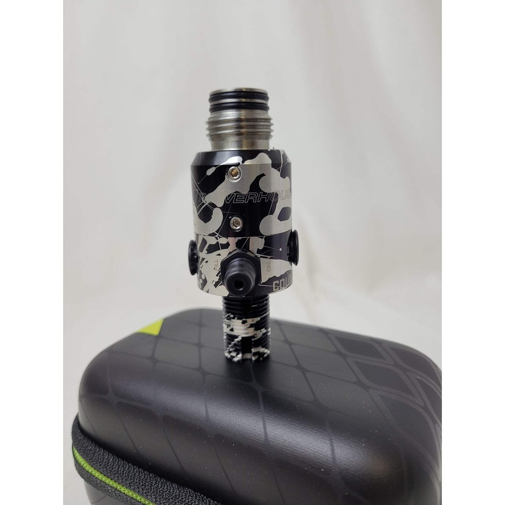 Powerhouse Counterpunch Regulator - Splash - Black / Silver