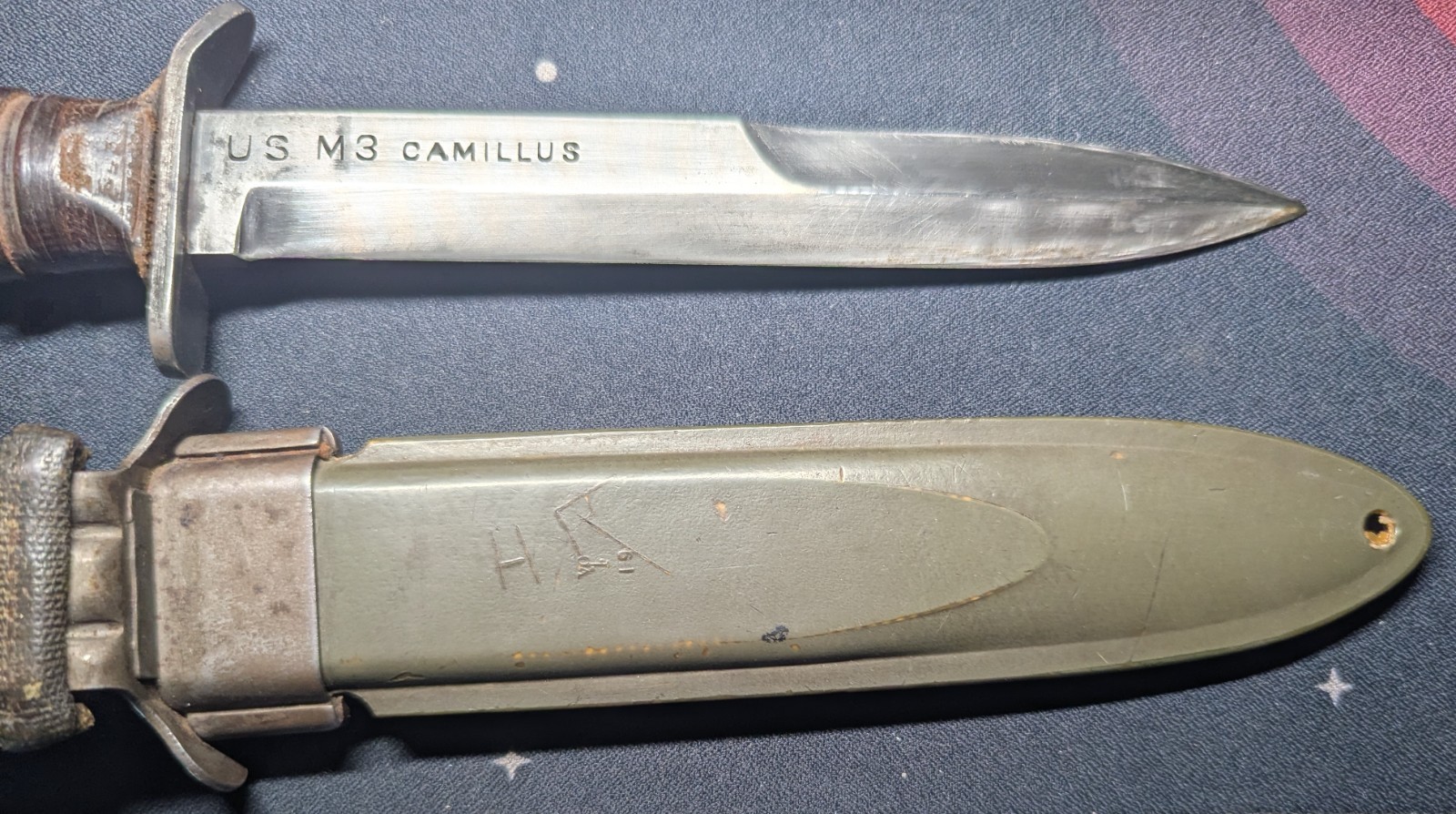 WWII US Trench Fighting Knife - US M3 CAMILLUS Blade with USM8 Scabbard/Sheath