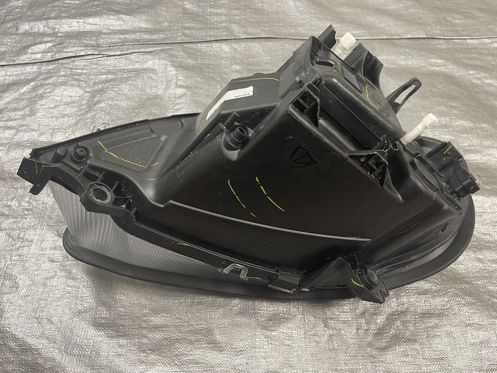 2012 Freightliner M2 106 Right Passenger Headlight Head Light