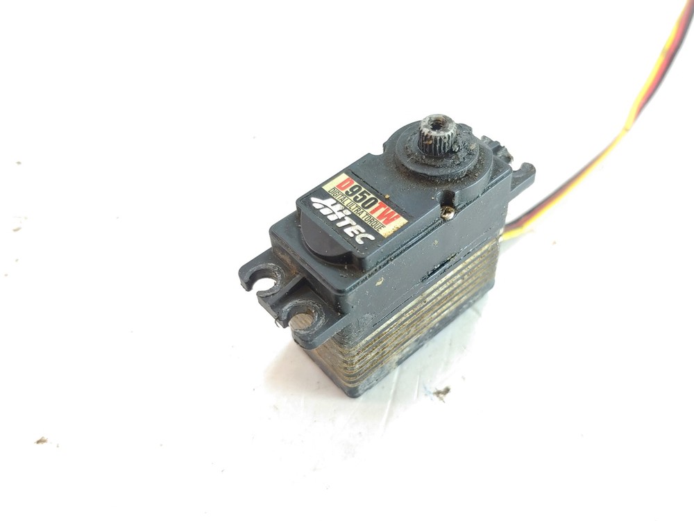 Hitec D950TW Titanium Geared Brushless Servo (HV)