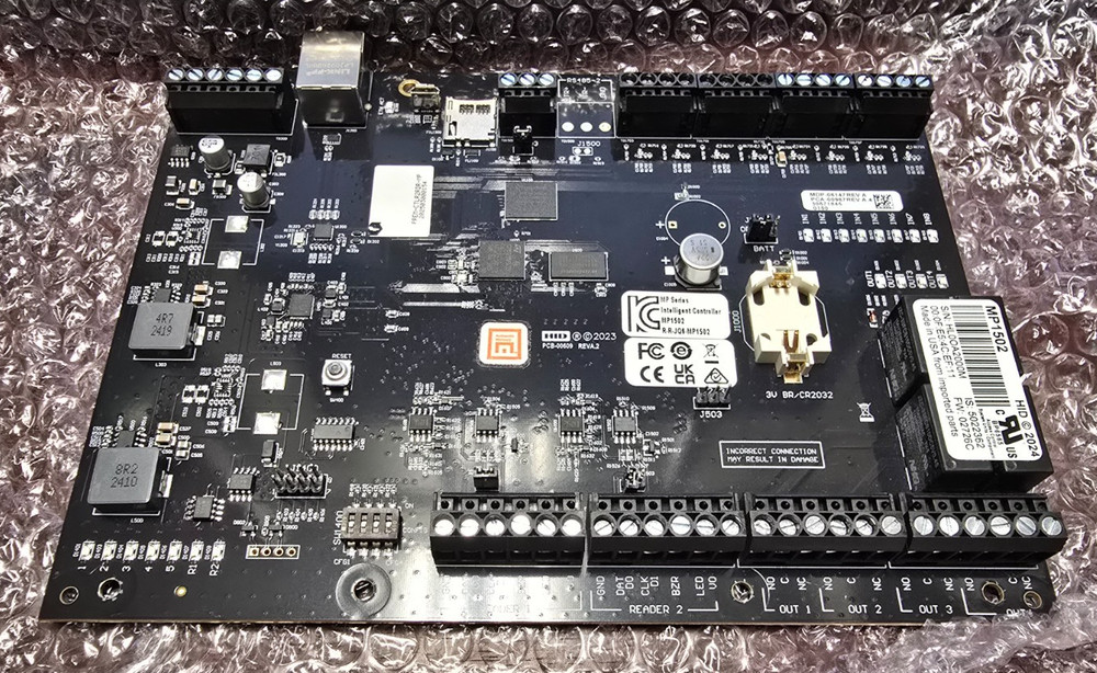 Mercury Security MP1502 Intelligent Controller (2 Readers, 8 Inputs, 4 Outputs)