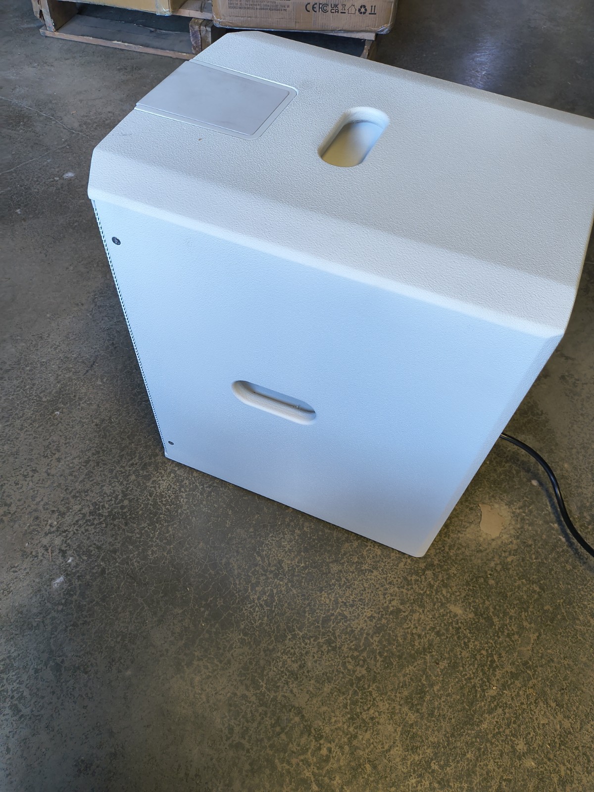 LD Systems MAUI 28 G3 MIX W Portable Cardioid PA System sub only white