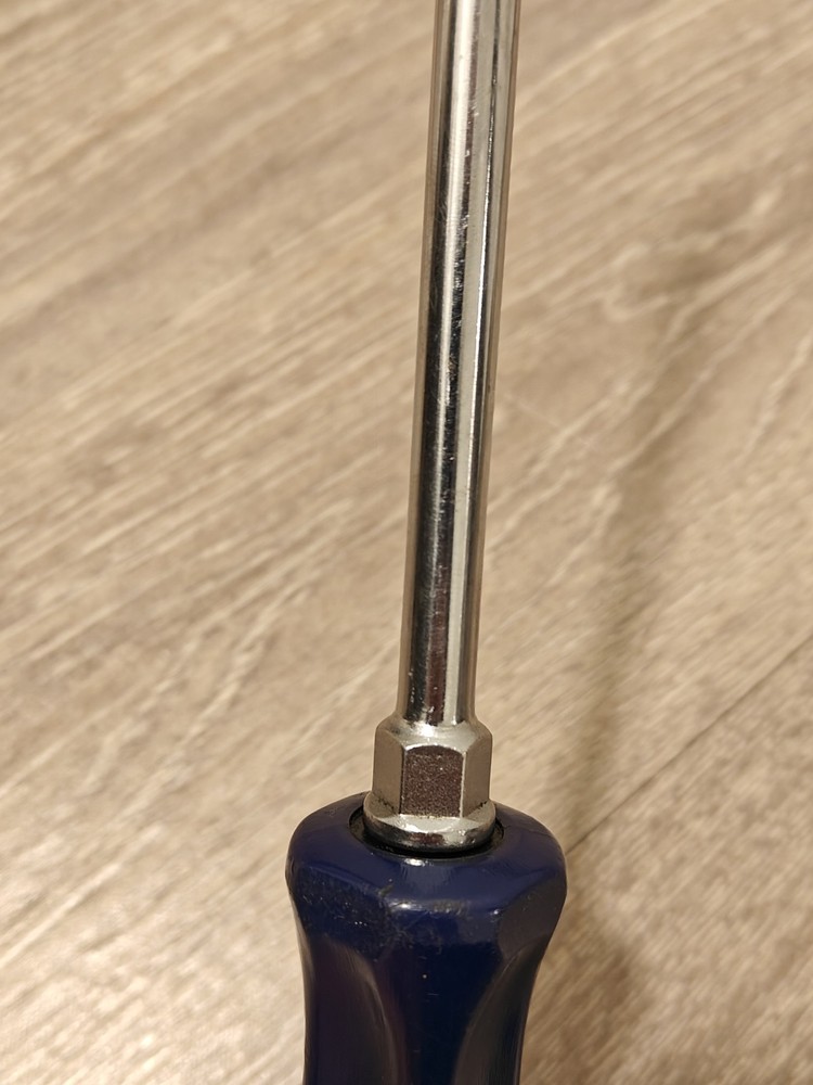 Snap On Tools USA Blue Hard Handle 3/8" Flat Screwdriver SDD8