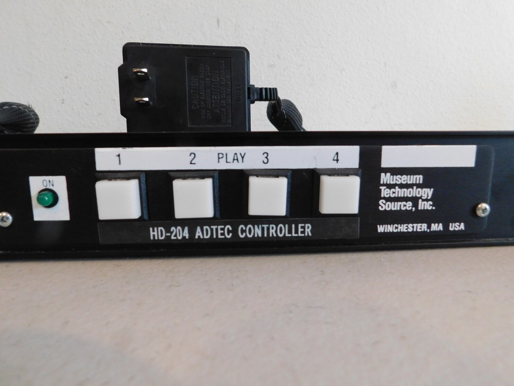 2 Museum Technology Source Inc. RS-232 HD-204 Adtec Controllers Version 1.22