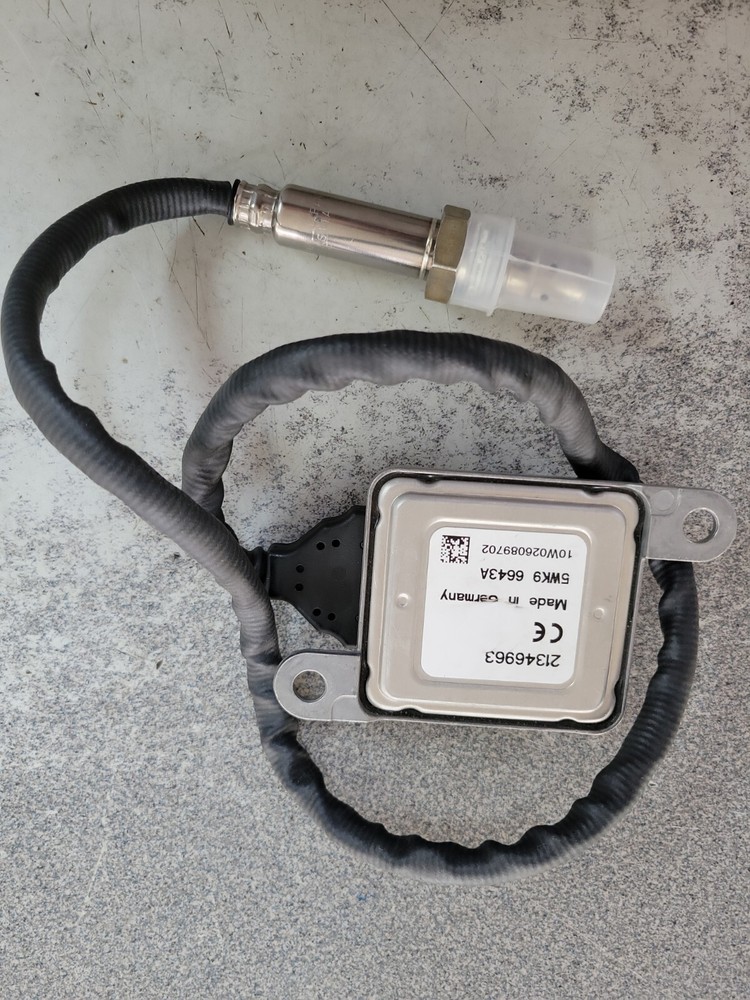 21346963 OEM VOLVO MACK NOX SENSOR