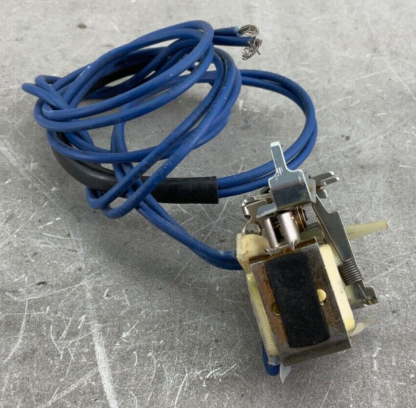 G.E. TEDUV8 UNDERVOLTAGE RELEASE FOR E150 BREAKER 24VDC 100mA