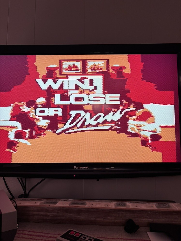 Nintendo NES-001 Console Bundle W/ 10 Games, 2 Controllers & Zapper