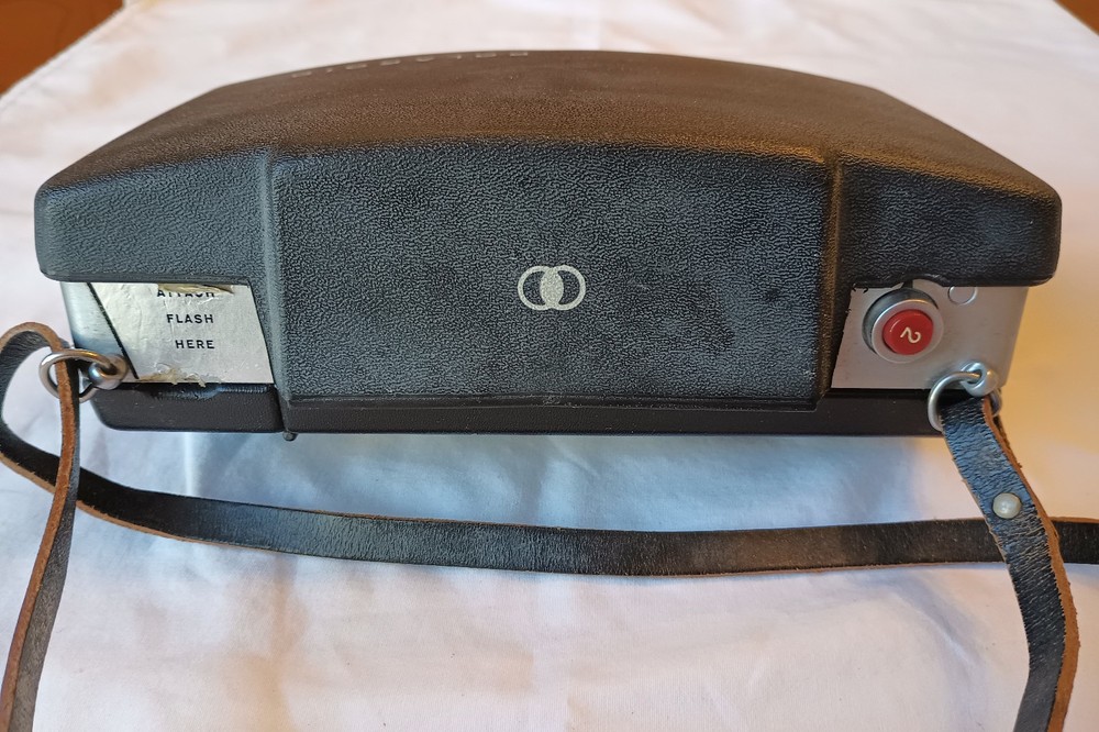Vintage Camera Polaroid Automatic 100 Land Camera w/ Flash & Cold Clip, untested
