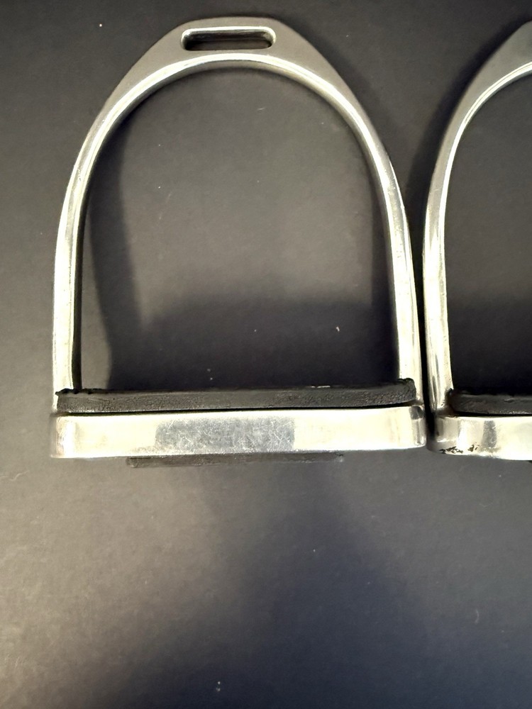 Stubben Fillis Stirrups - Silver - Pair