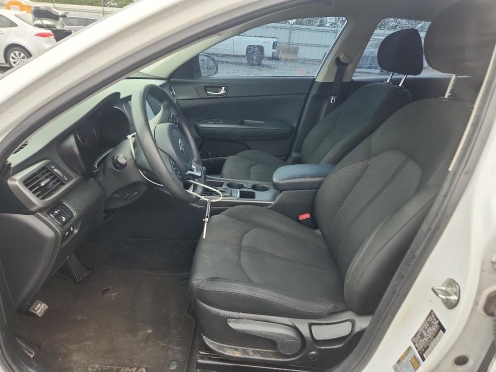 OPTIMAKIA 2018 Glove Box 4825480