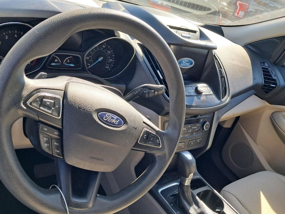 Console Front Floor SE Fits 17-19 ESCAPE 4850713