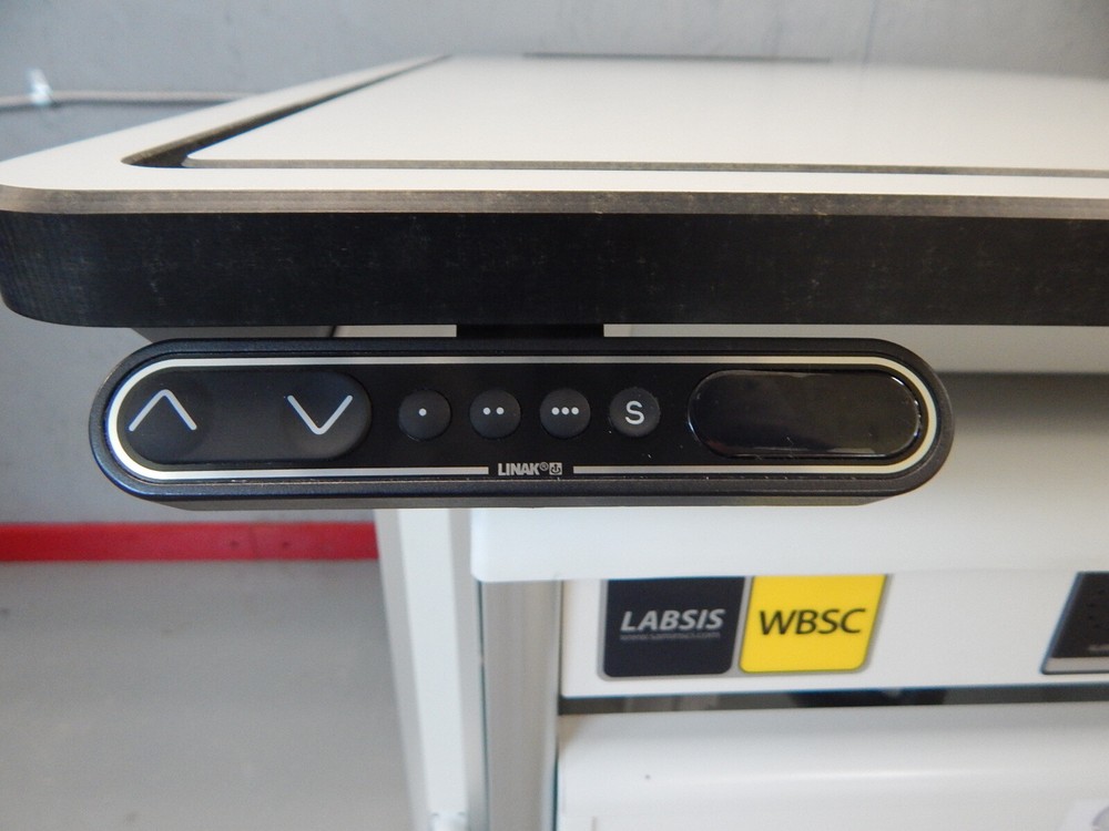 Elevating HPLC Workbench with Hidden Waste Compartment