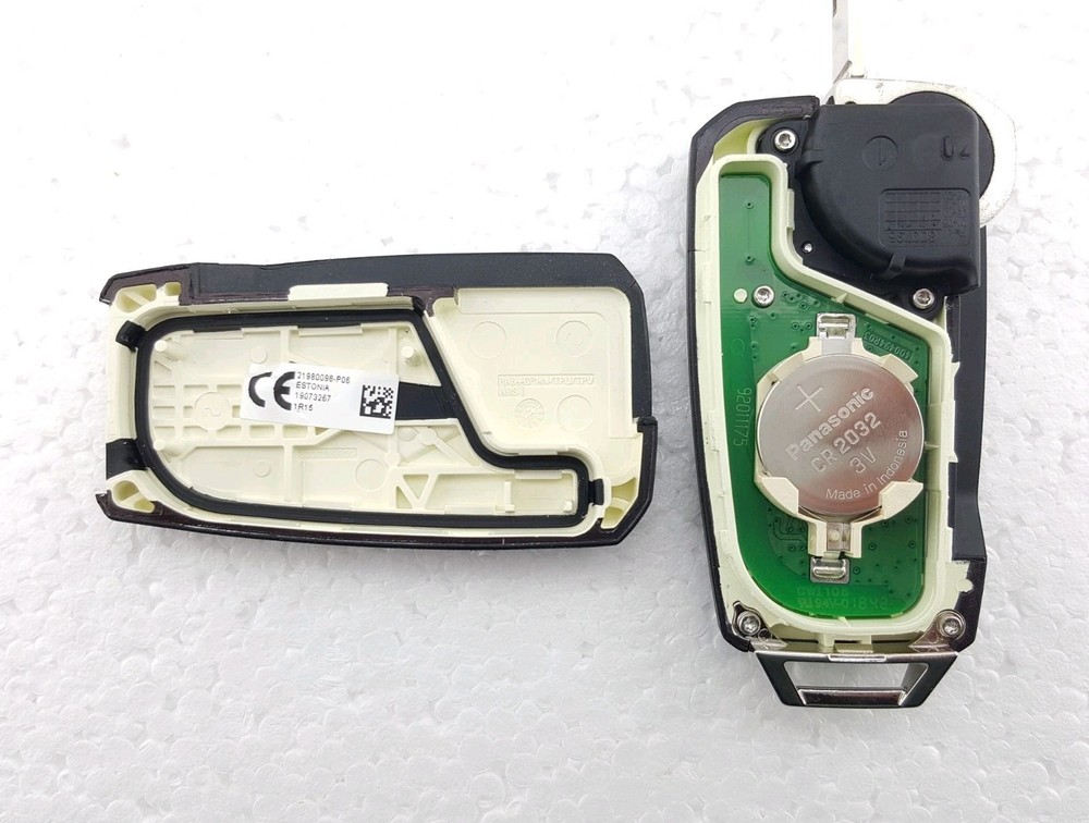RENAULT TRUCK 4 Button Remote Flip Key Fob - 21980098-P06 (Tested) #4