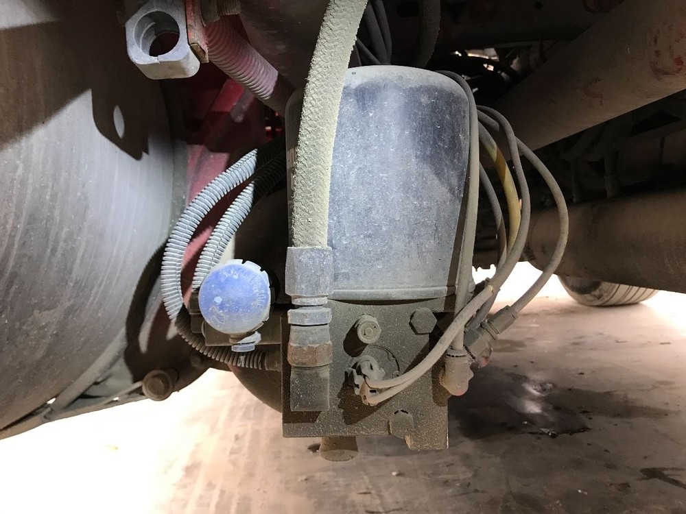 Bendix AD-IS Air Dryer - Used