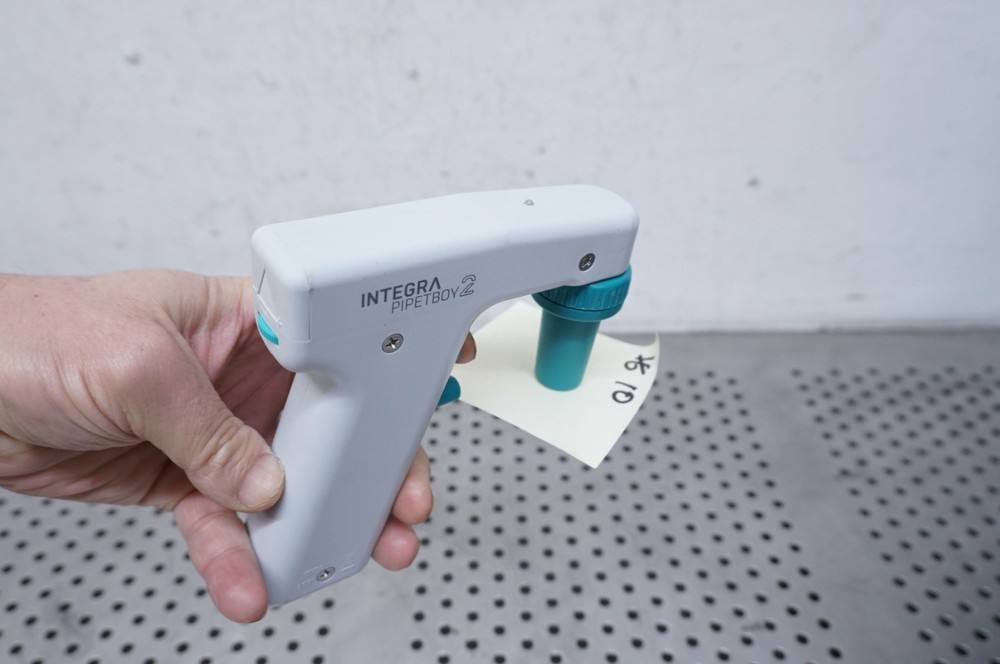 Integra Pipetboy 2 Pipette Controller