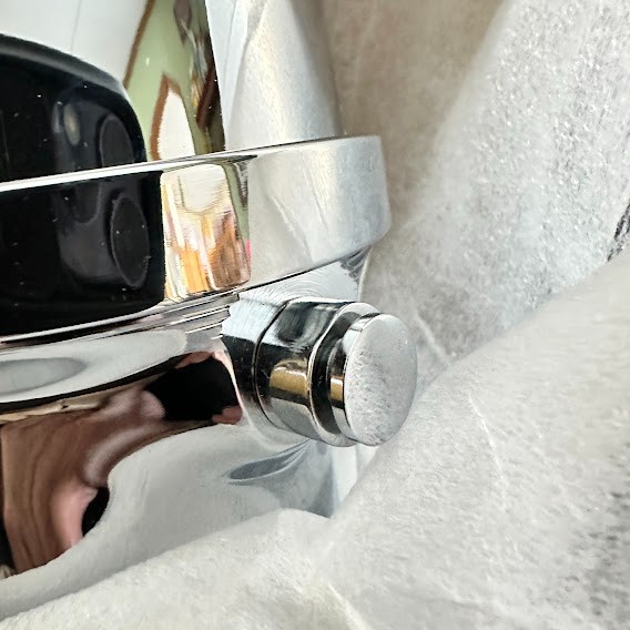 Global Industrial WB761208 Automatic Urinal Flush Valve, Battery Operated, 1.0 G