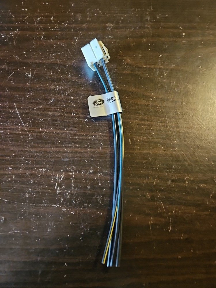 NOS FORD 96BG-18B-518-BBA WIRE HARNESS Pigtail