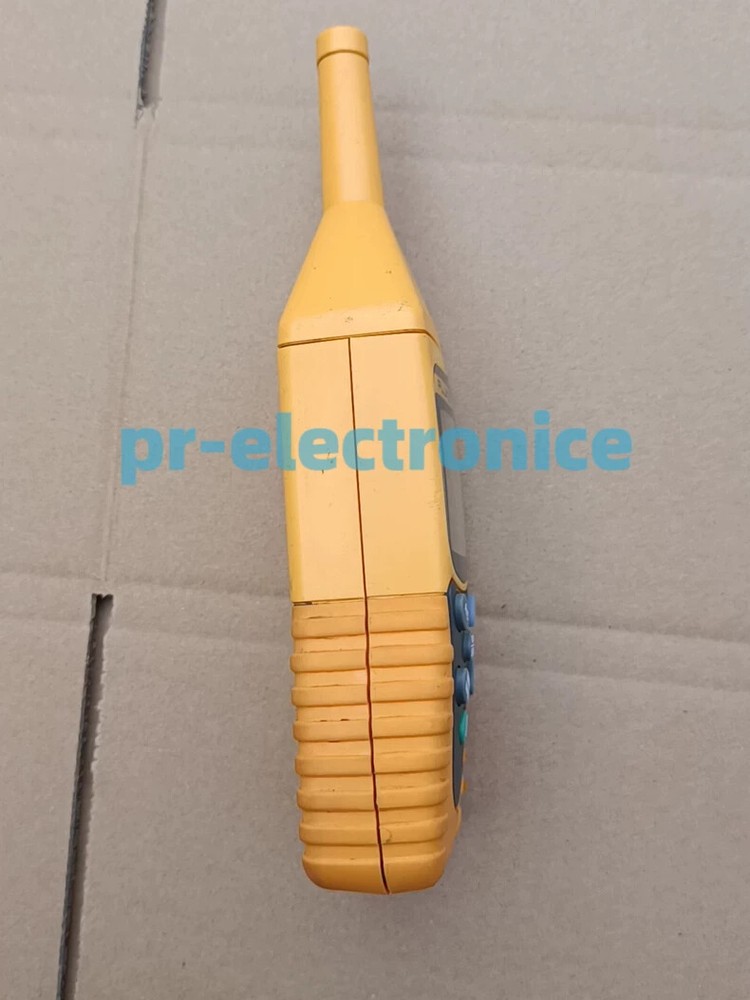 Fluke 945 Sound Level Meter With Backlit LCD Display used.